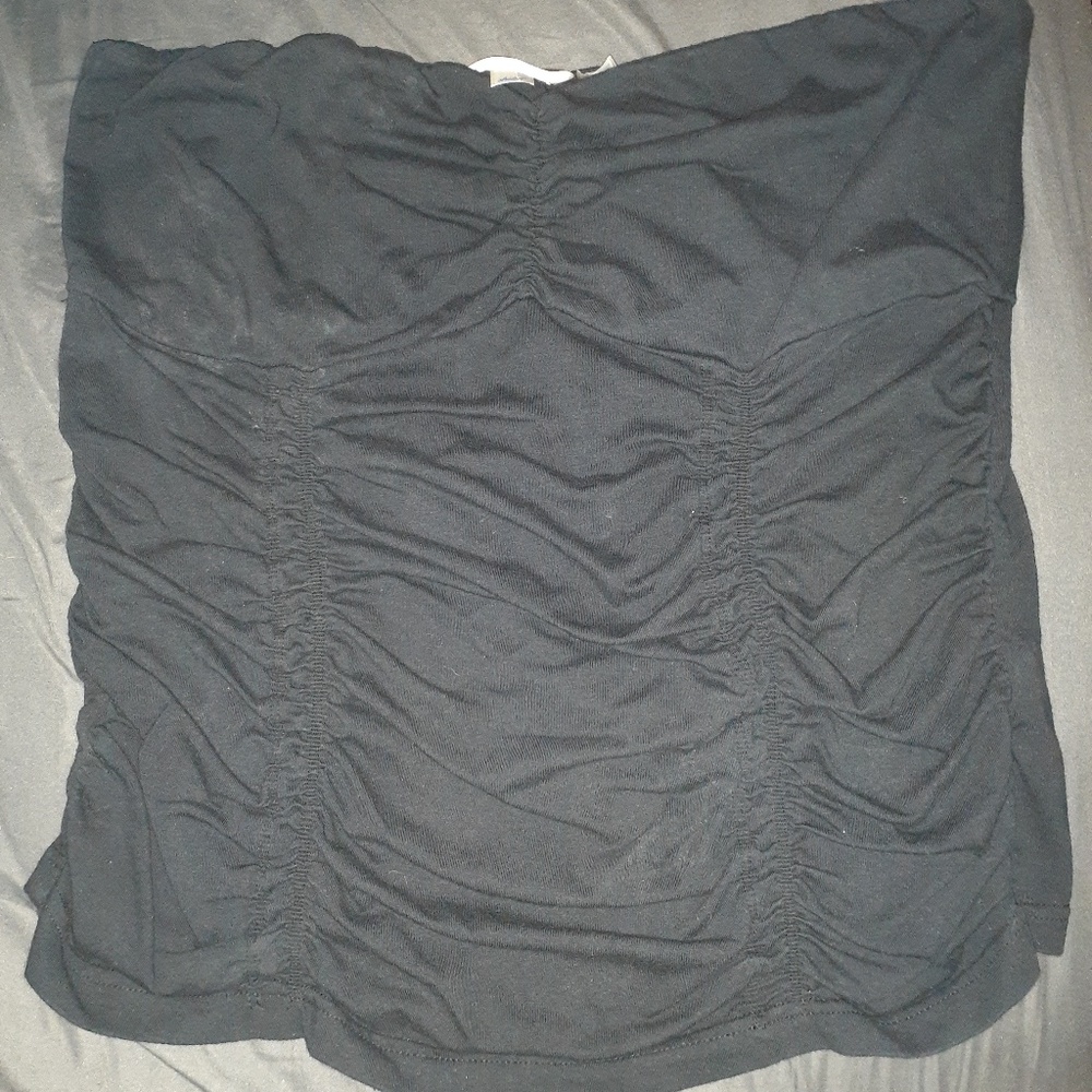 Black strapless tank top